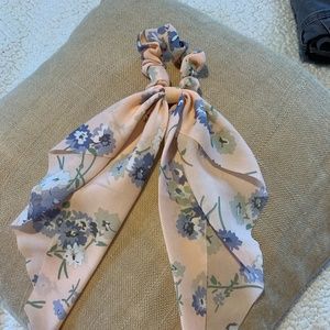 Floral / scarf scrunchie